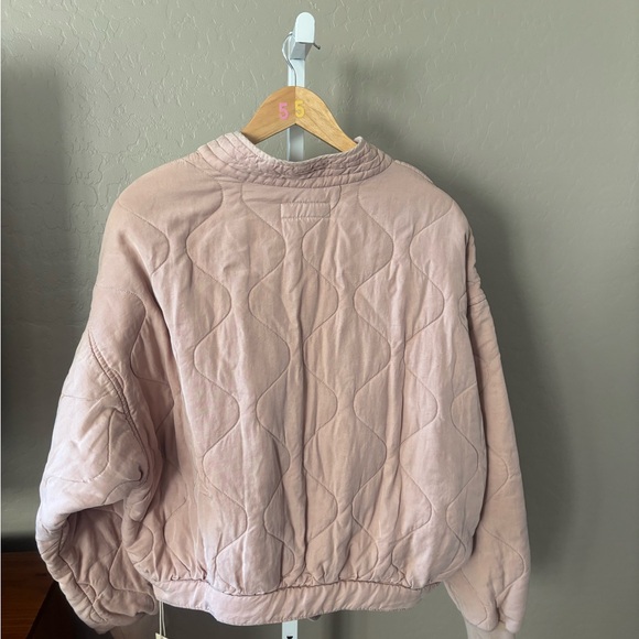 NWT Blank NYC Light Pink Quilted Puffer Jacket - Picture 9 of 9